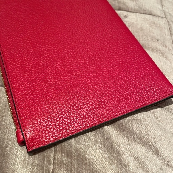 Michael Kors Jetset Wristlet in Crimson Red New in box  10” x 5 1/2” - Picture 4 of 8